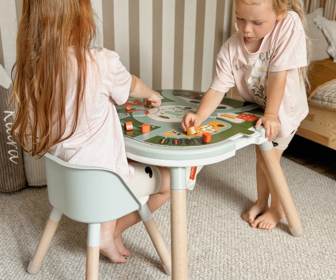 Spieltisch & Stuhl Set - Image 10