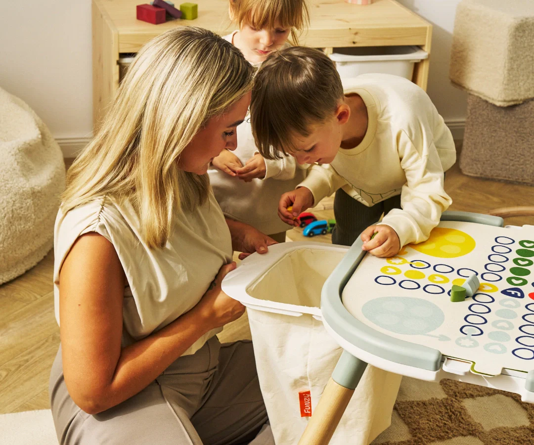 Spieltisch & Stuhl Set - Image 33